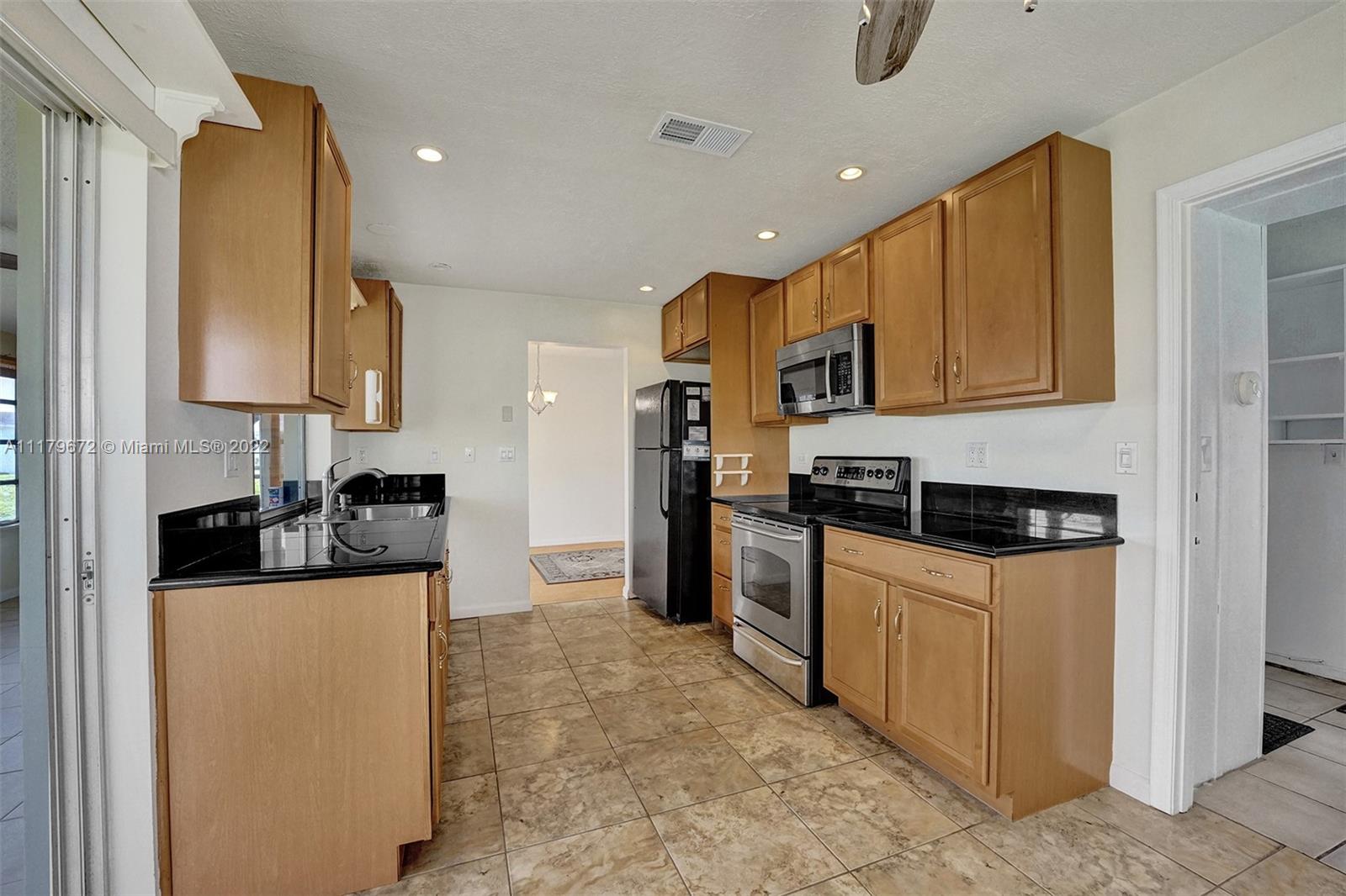 6750 NW 16th St