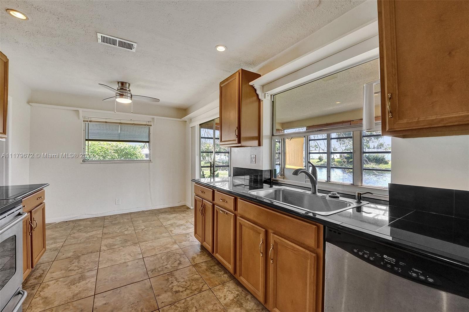 6750 NW 16th St