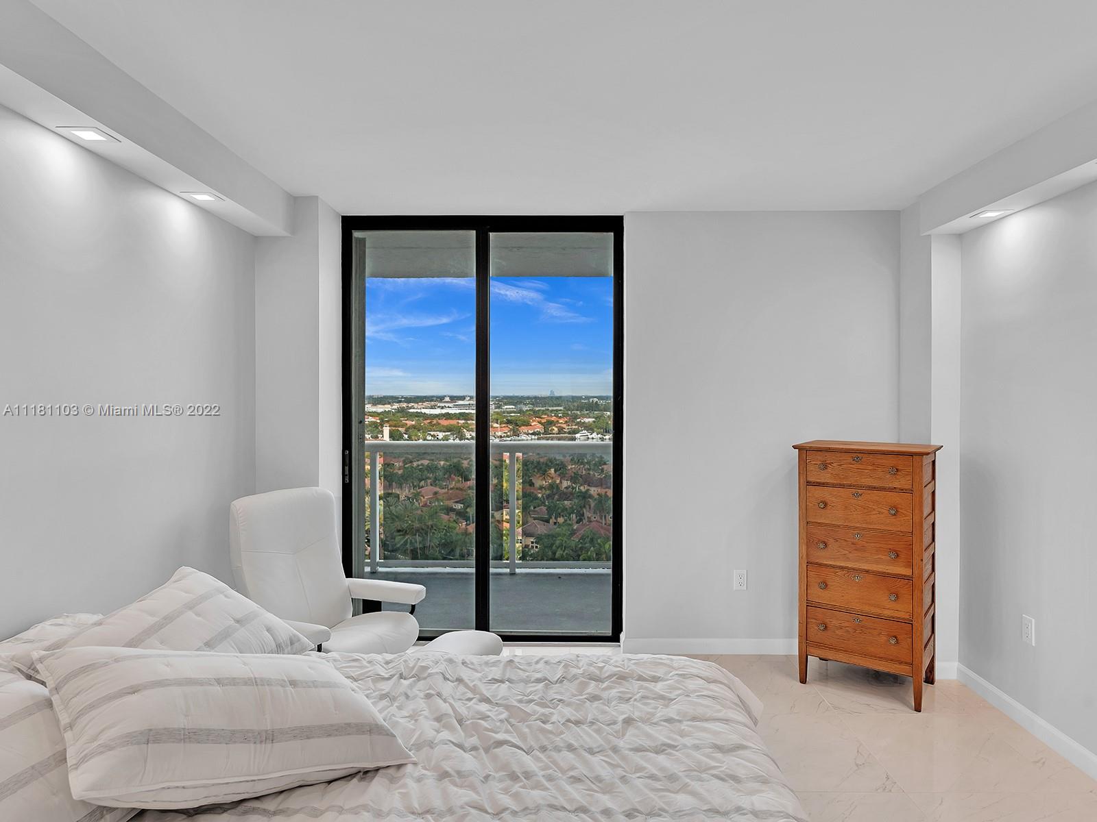 20515 E Country Club Dr Unit: 1849