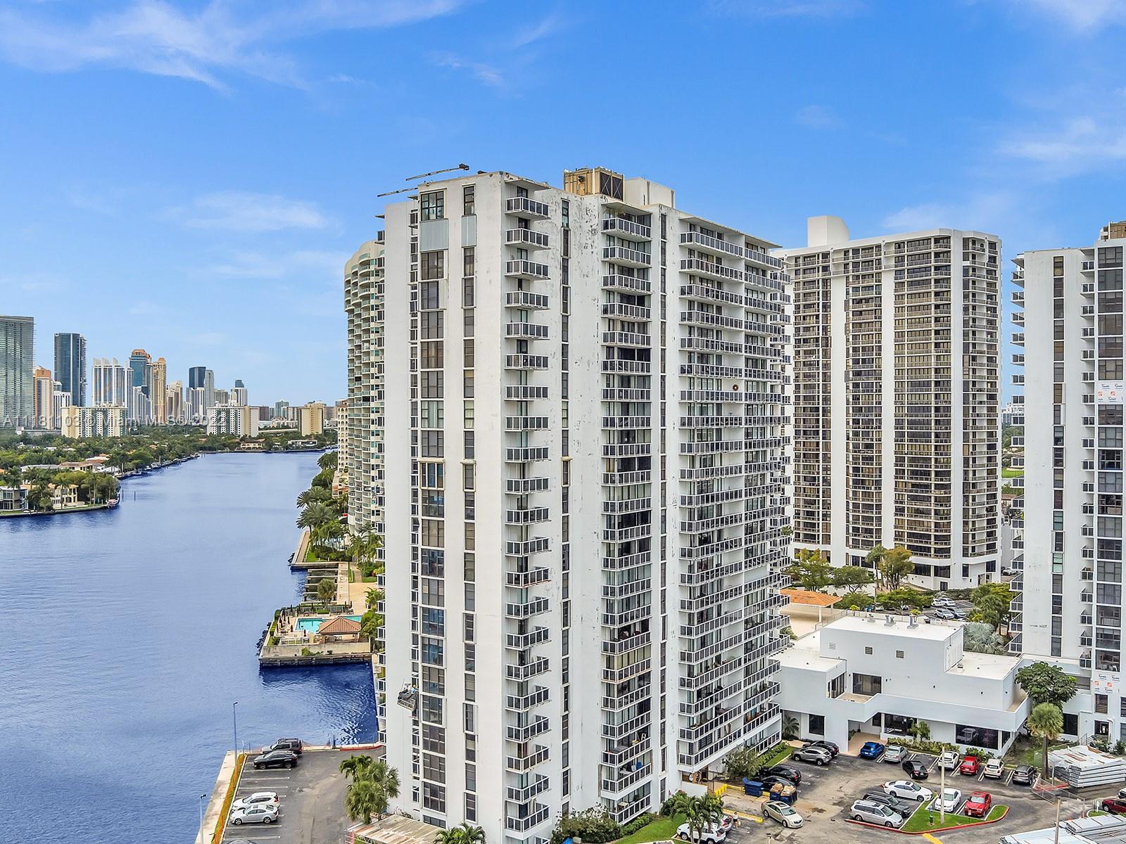 20515 E Country Club Dr Unit: 1849