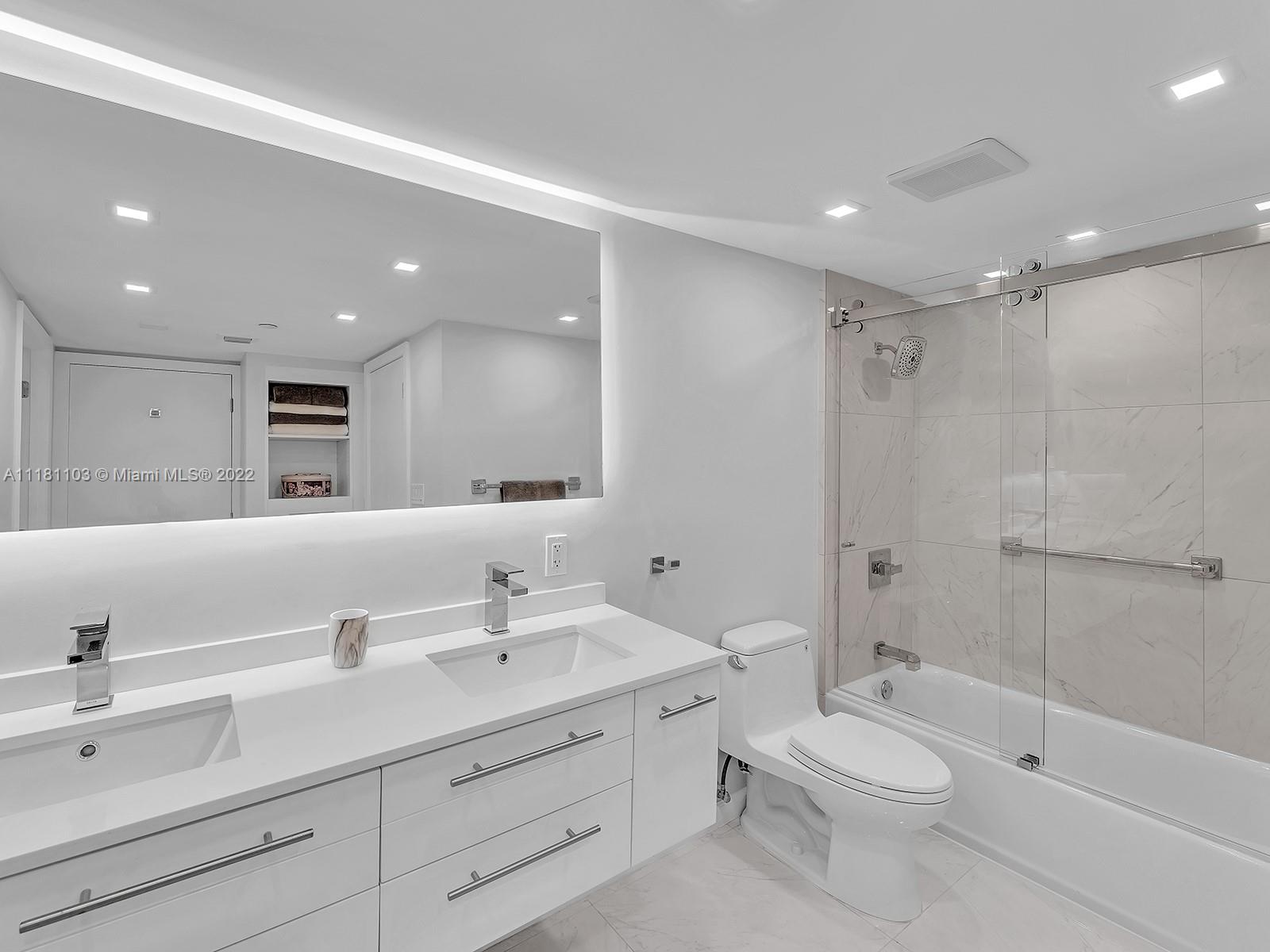 20515 E Country Club Dr Unit: 1849