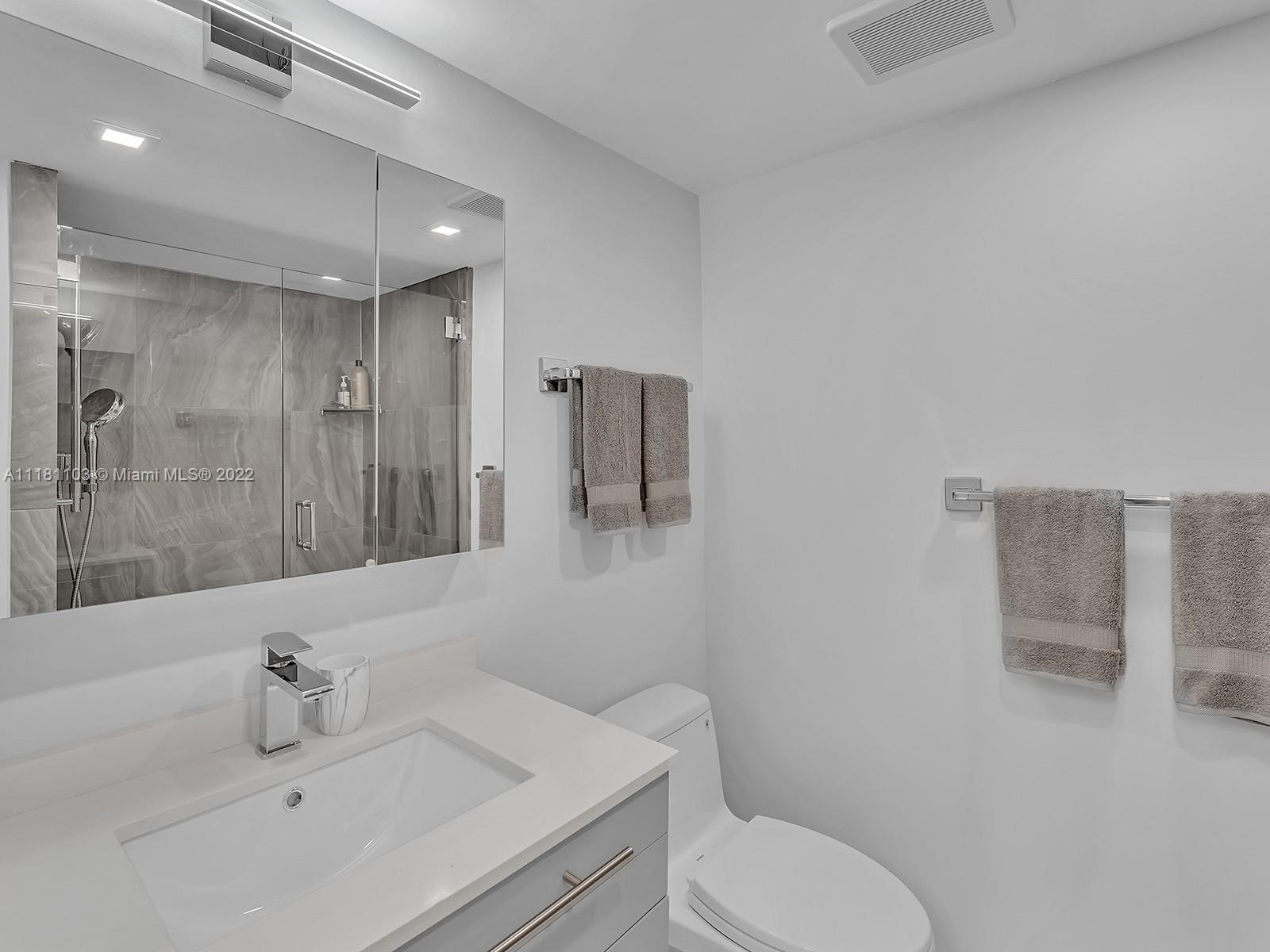 20515 E Country Club Dr Unit: 1849