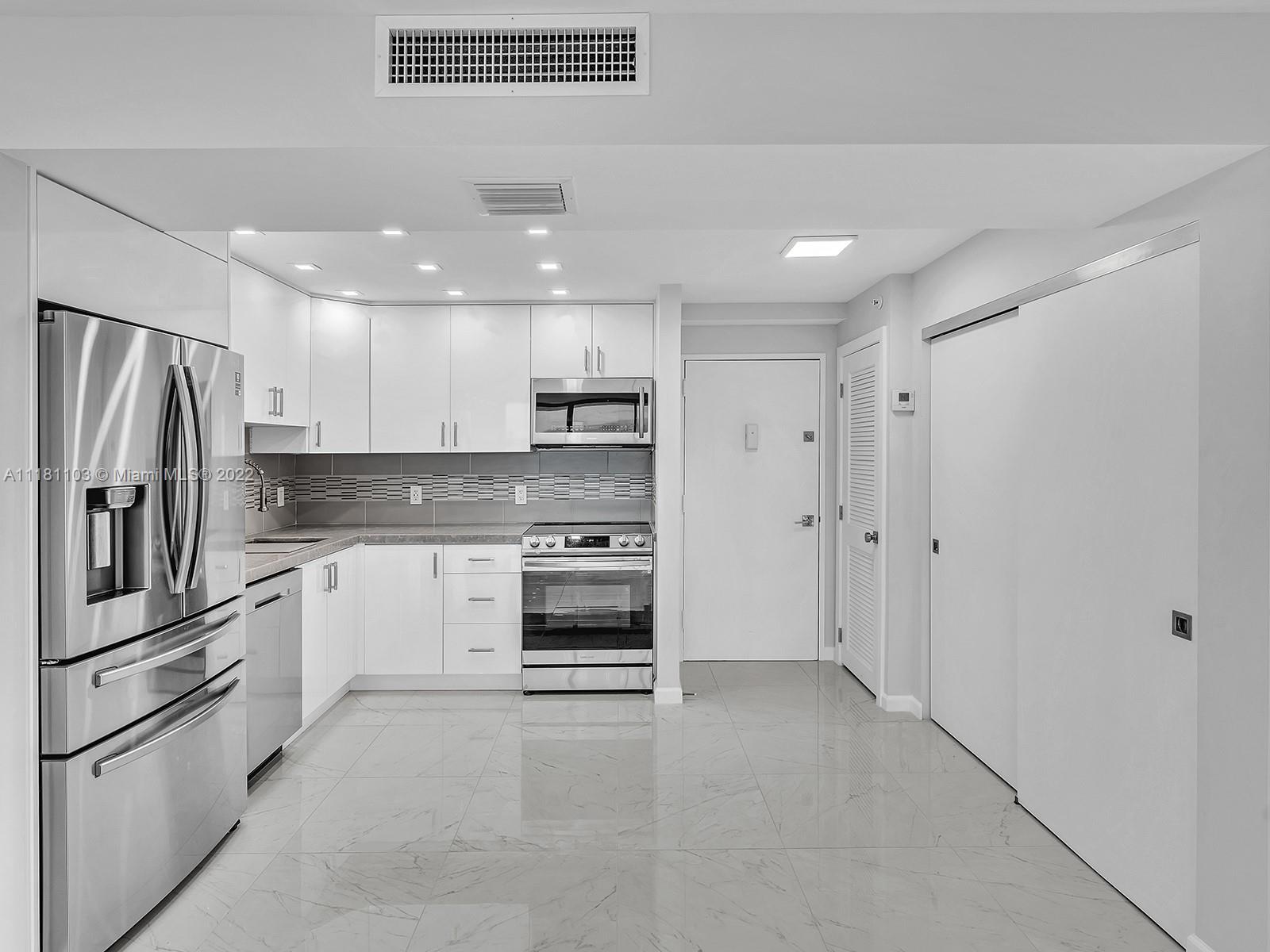 20515 E Country Club Dr Unit: 1849
