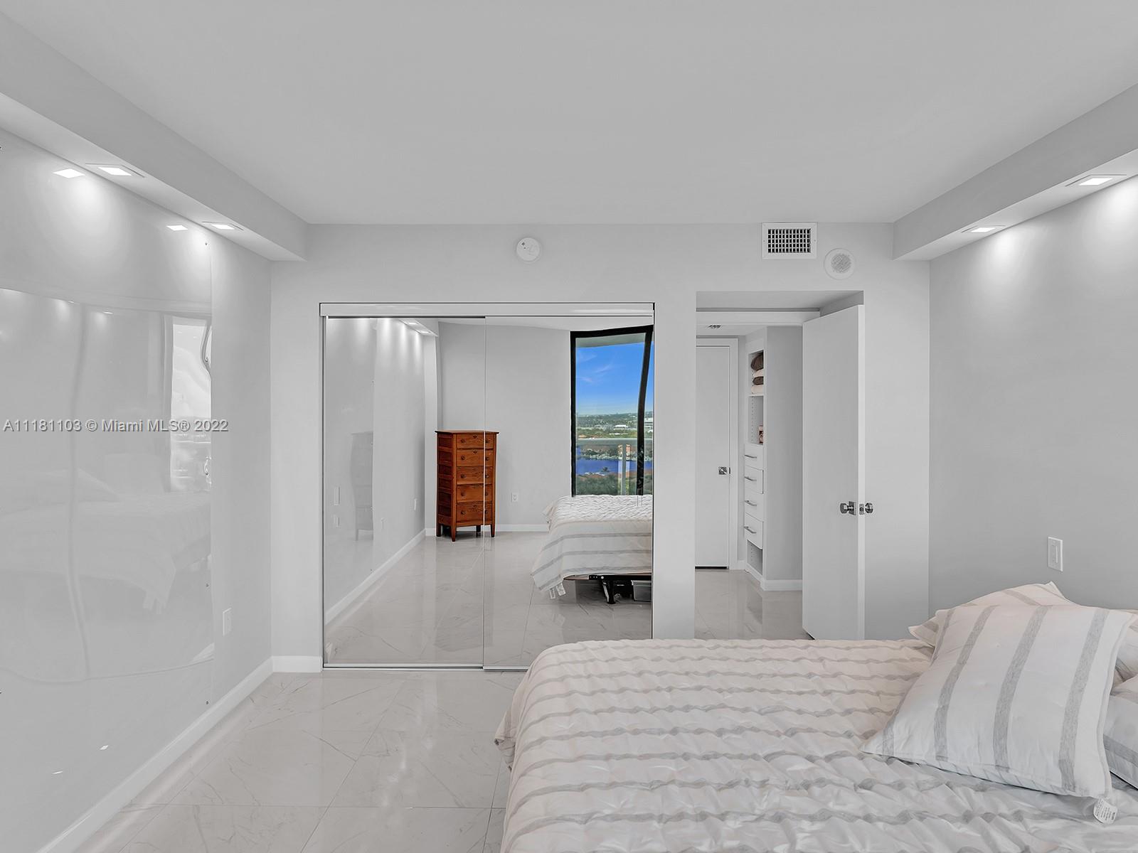 20515 E Country Club Dr Unit: 1849
