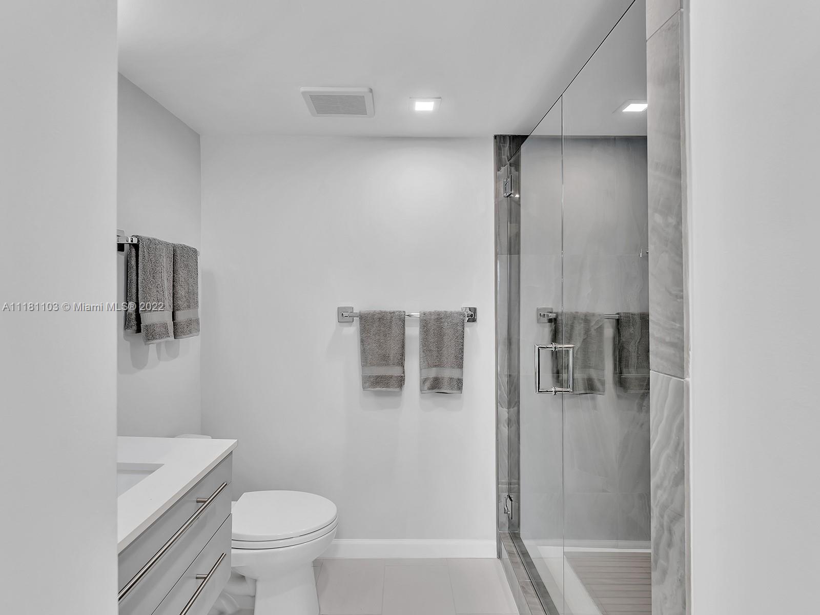 20515 E Country Club Dr Unit: 1849