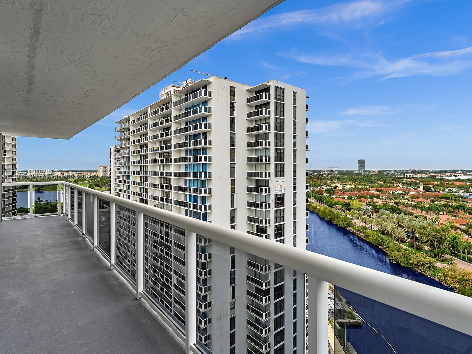 20515 E Country Club Dr Unit: 1849