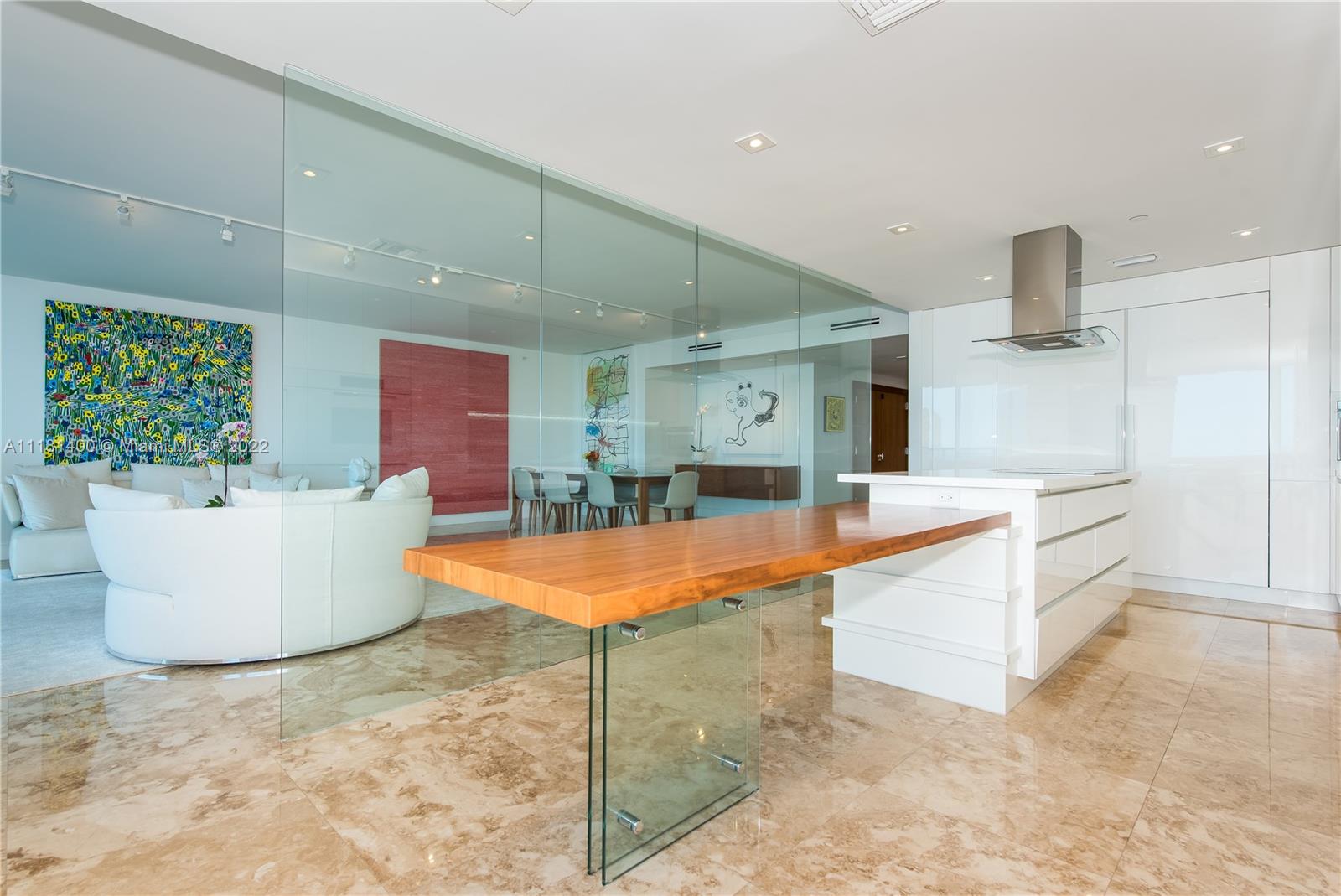 3201 NE 183rd St Unit: 2401