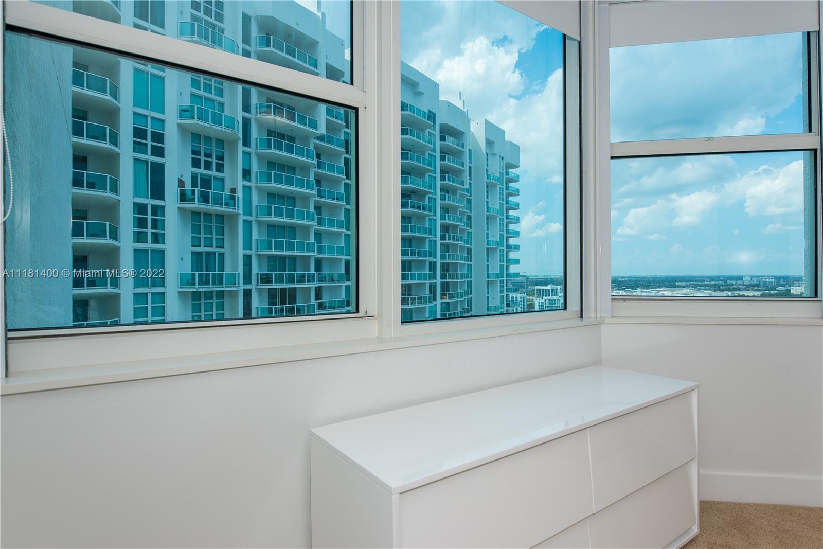 3201 NE 183rd St Unit: 2401