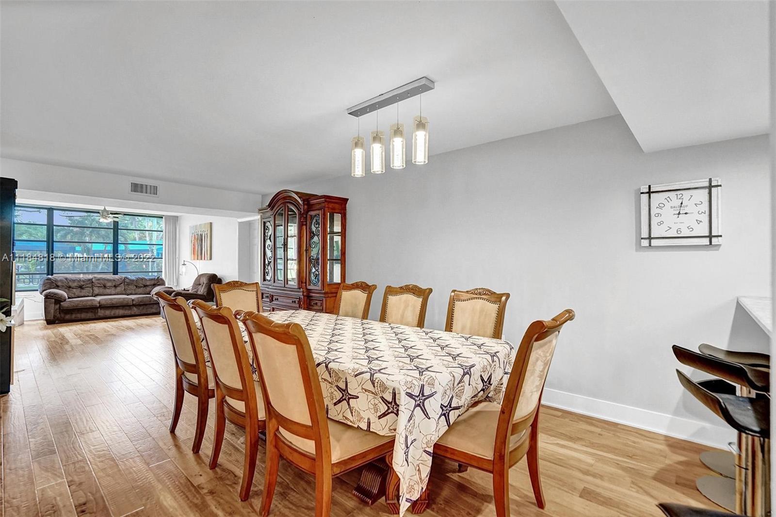 1719 Whitehall Dr Unit: 103