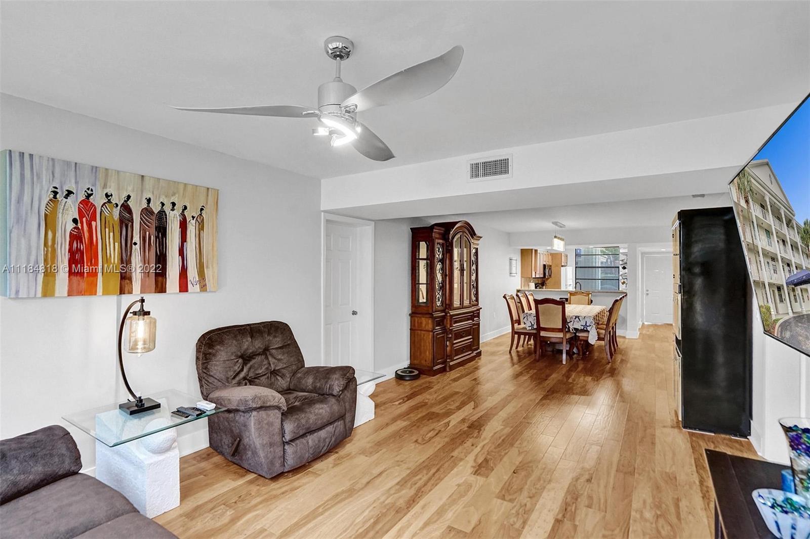 1719 Whitehall Dr Unit: 103