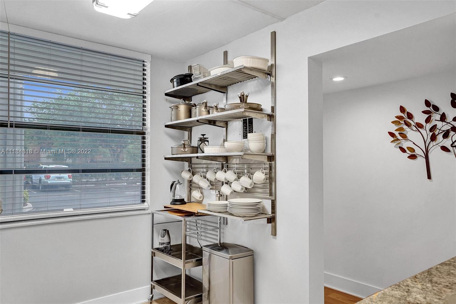 1719 Whitehall Dr Unit: 103