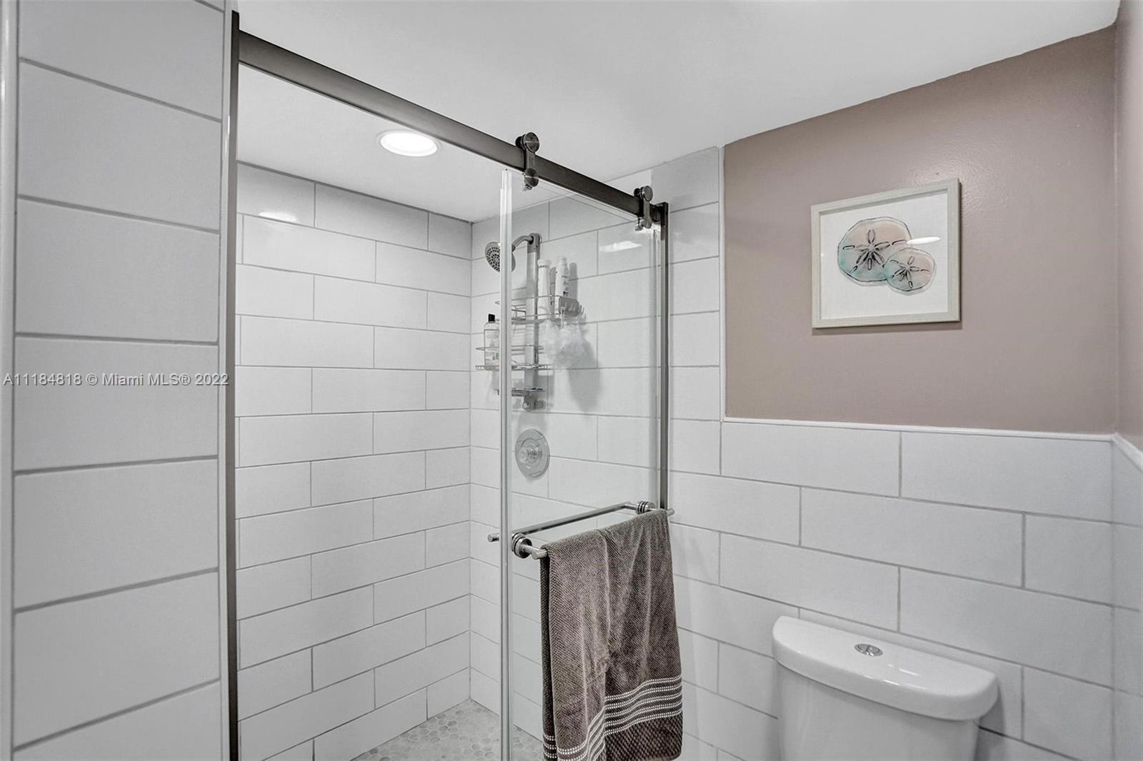 1719 Whitehall Dr Unit: 103