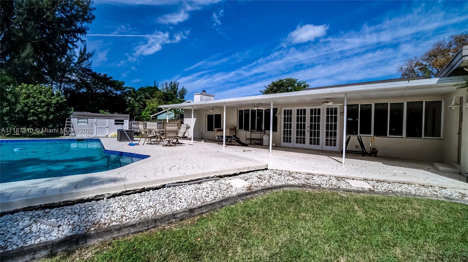 2130 SW 51st Ter