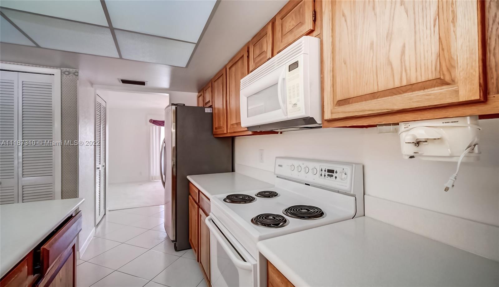 2130 SW 51st Ter