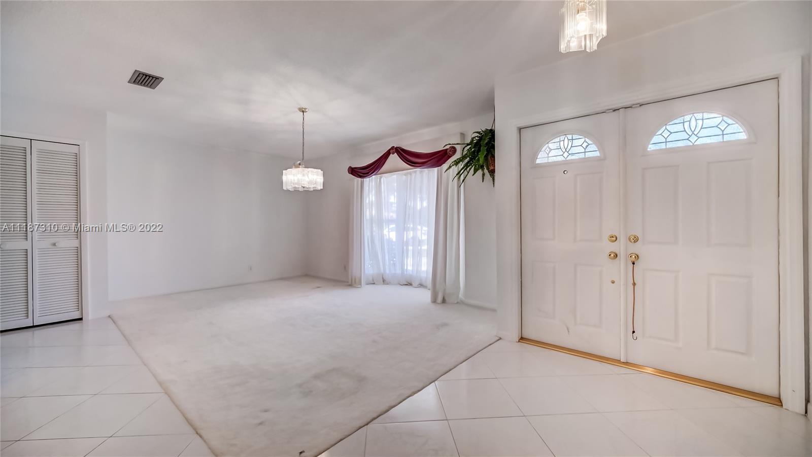 2130 SW 51st Ter