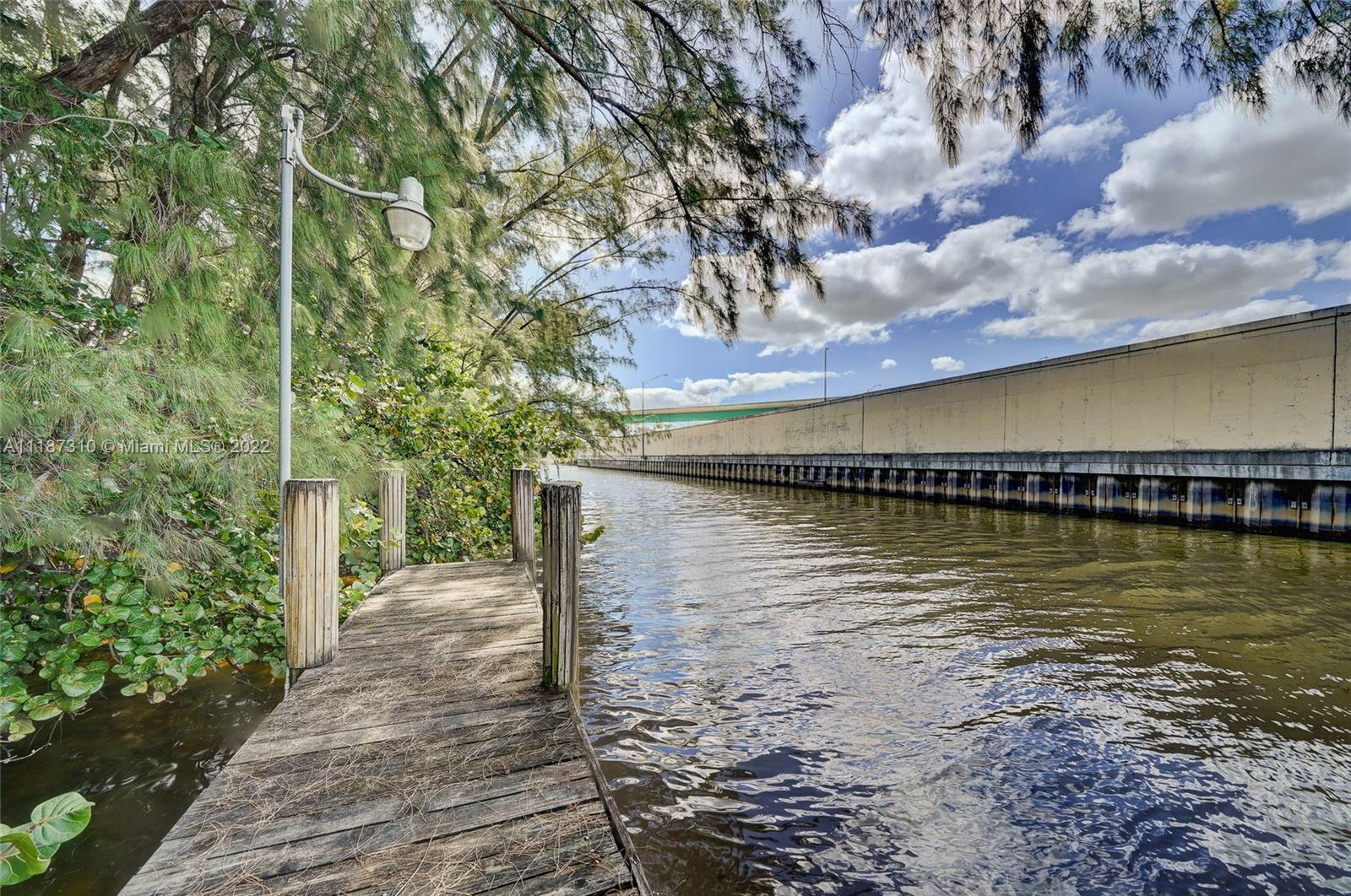2130 SW 51st Ter