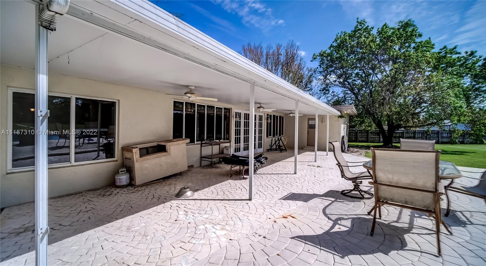 2130 SW 51st Ter