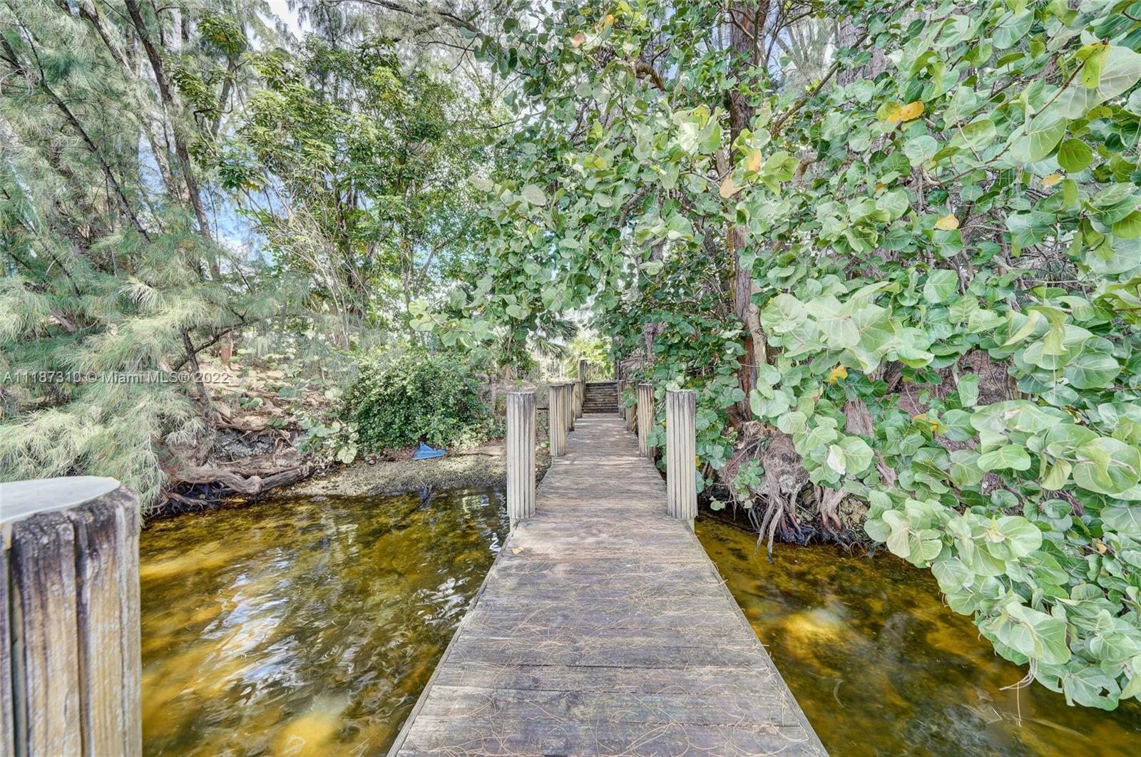 2130 SW 51st Ter
