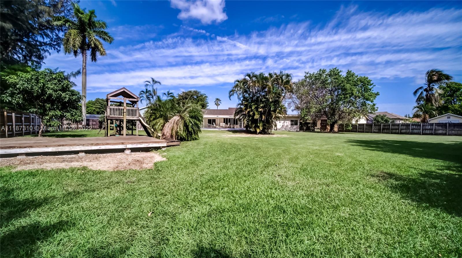 2130 SW 51st Ter
