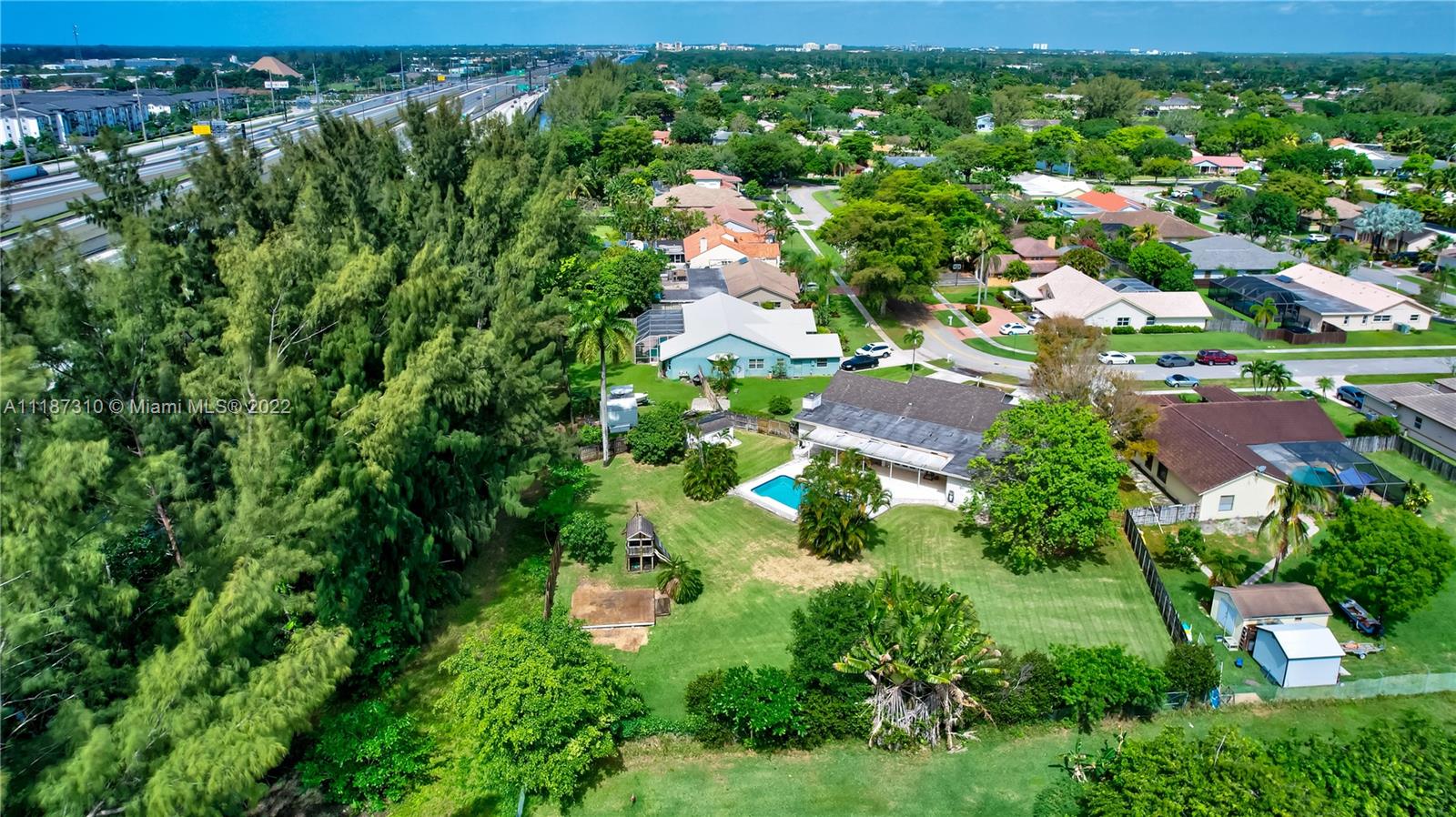 2130 SW 51st Ter