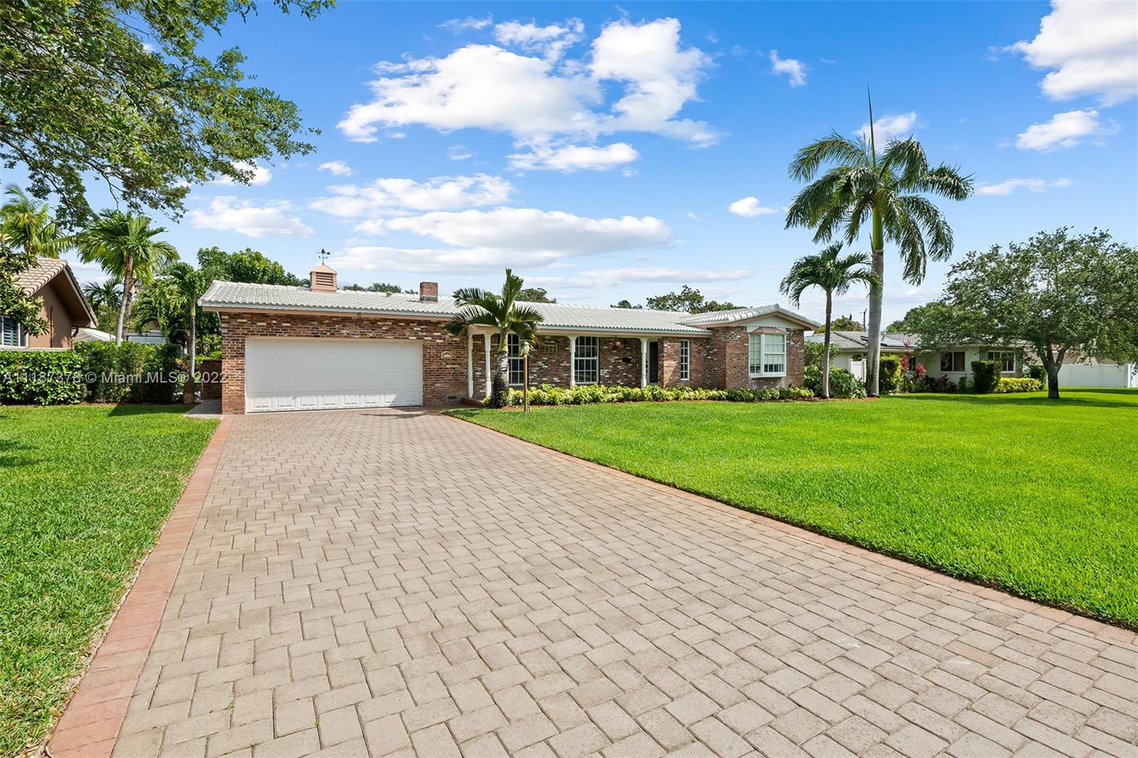 3437 Buchanan St