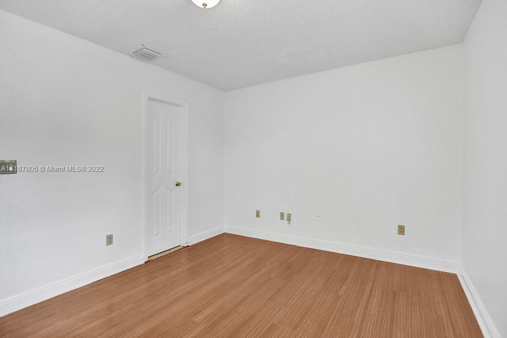 18312 NW 68th Ave Unit: J