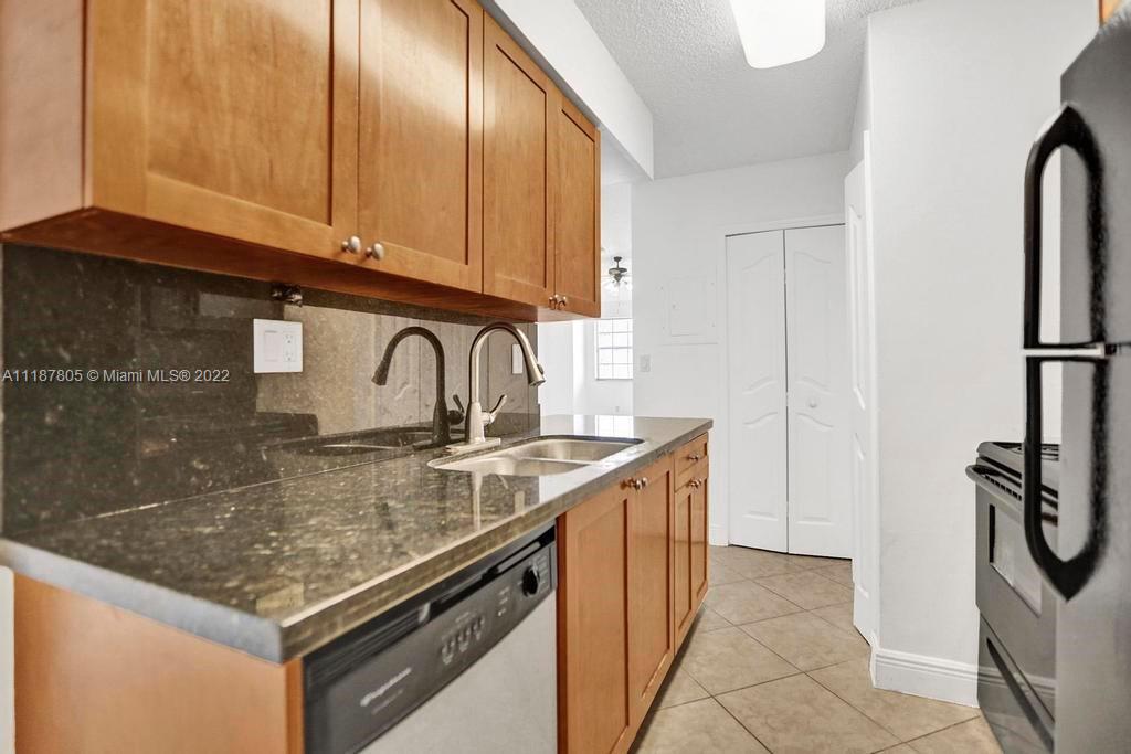 18312 NW 68th Ave Unit: J