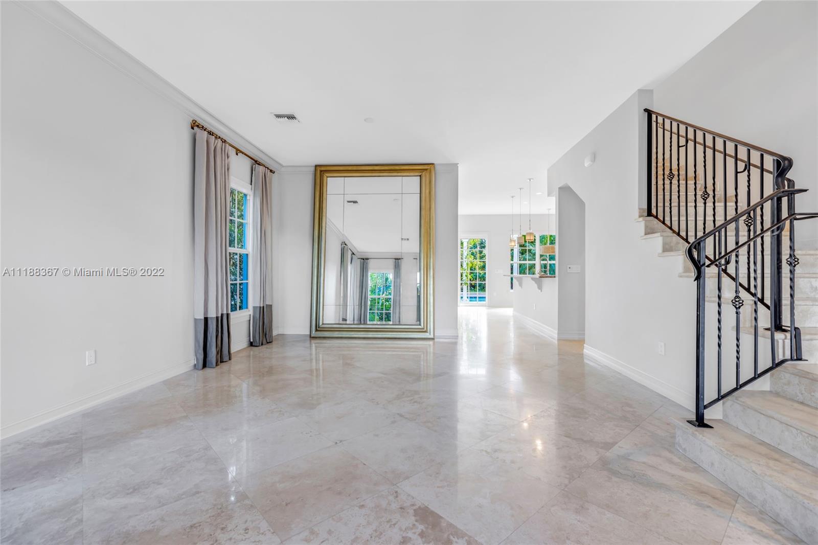 1524 NE 17th Ave