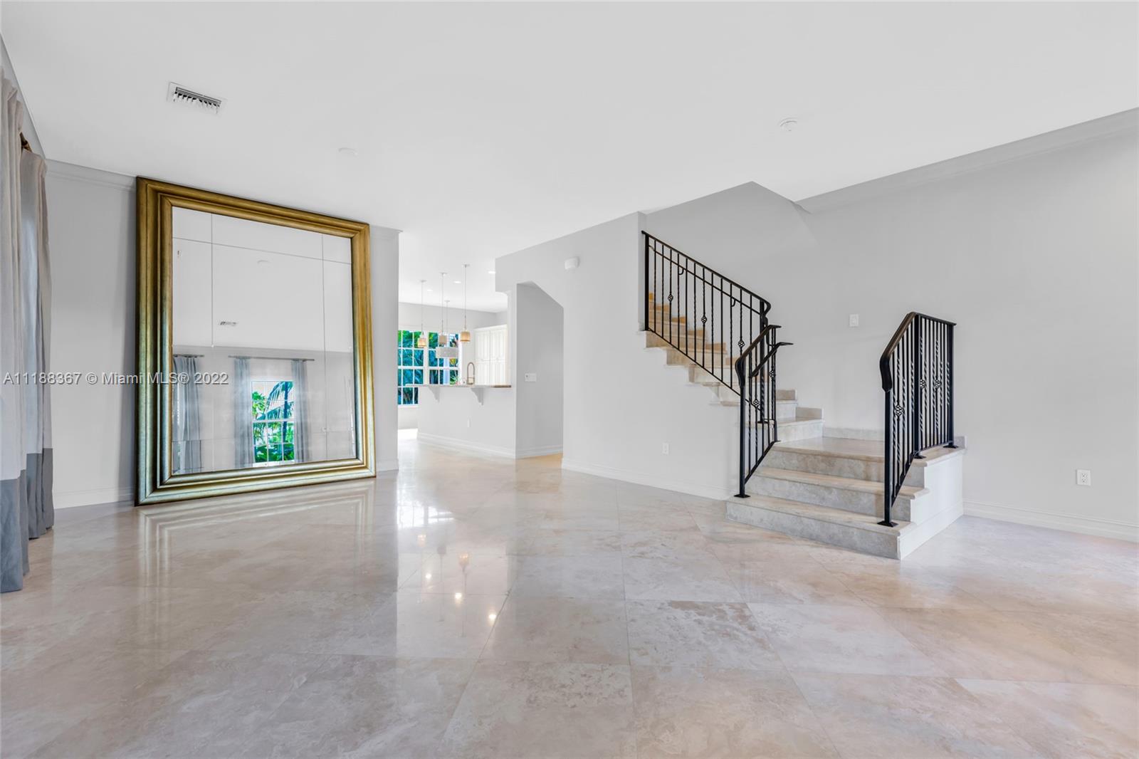 1524 NE 17th Ave