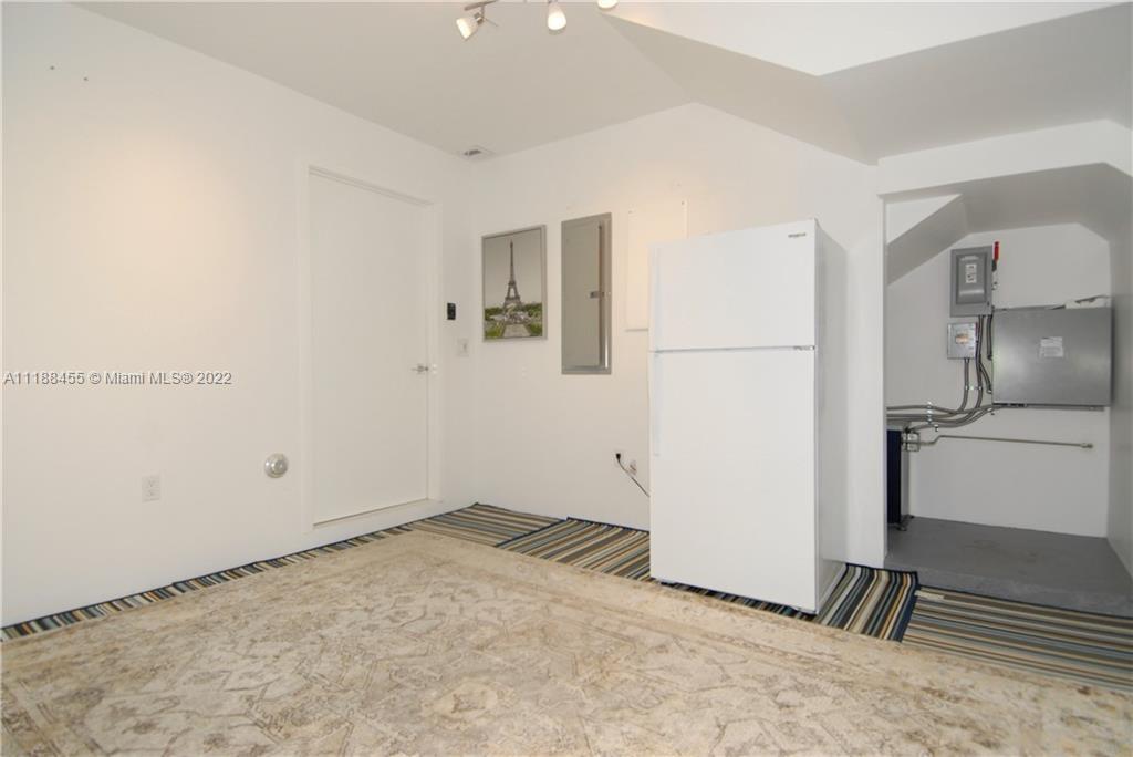 180 SE 4th Ter Unit: KOI