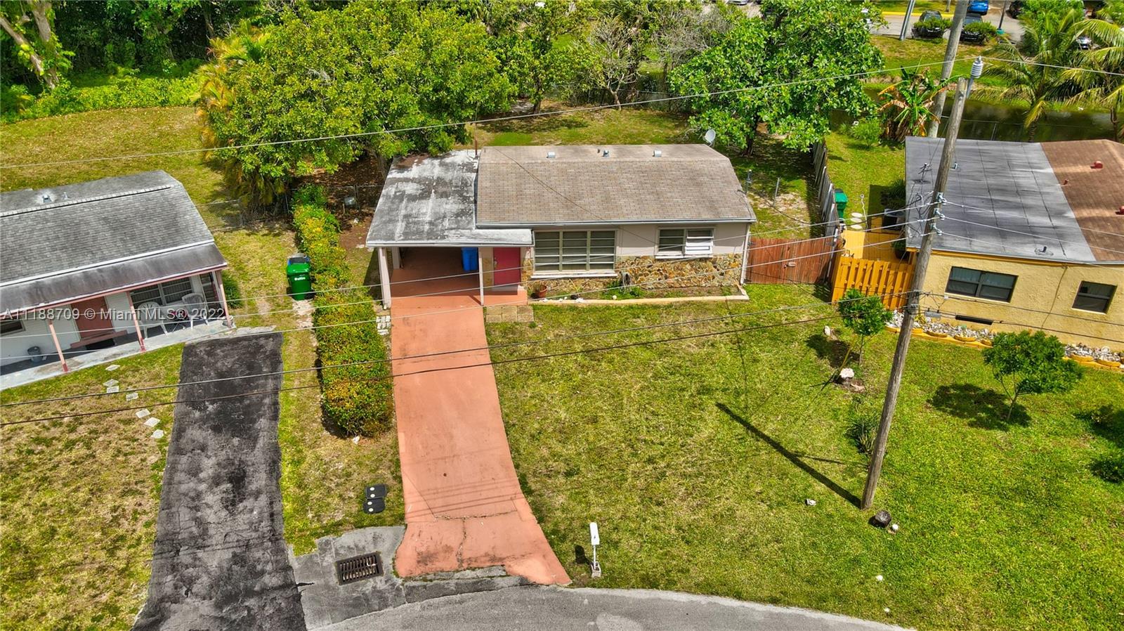 5797 NW 27th St