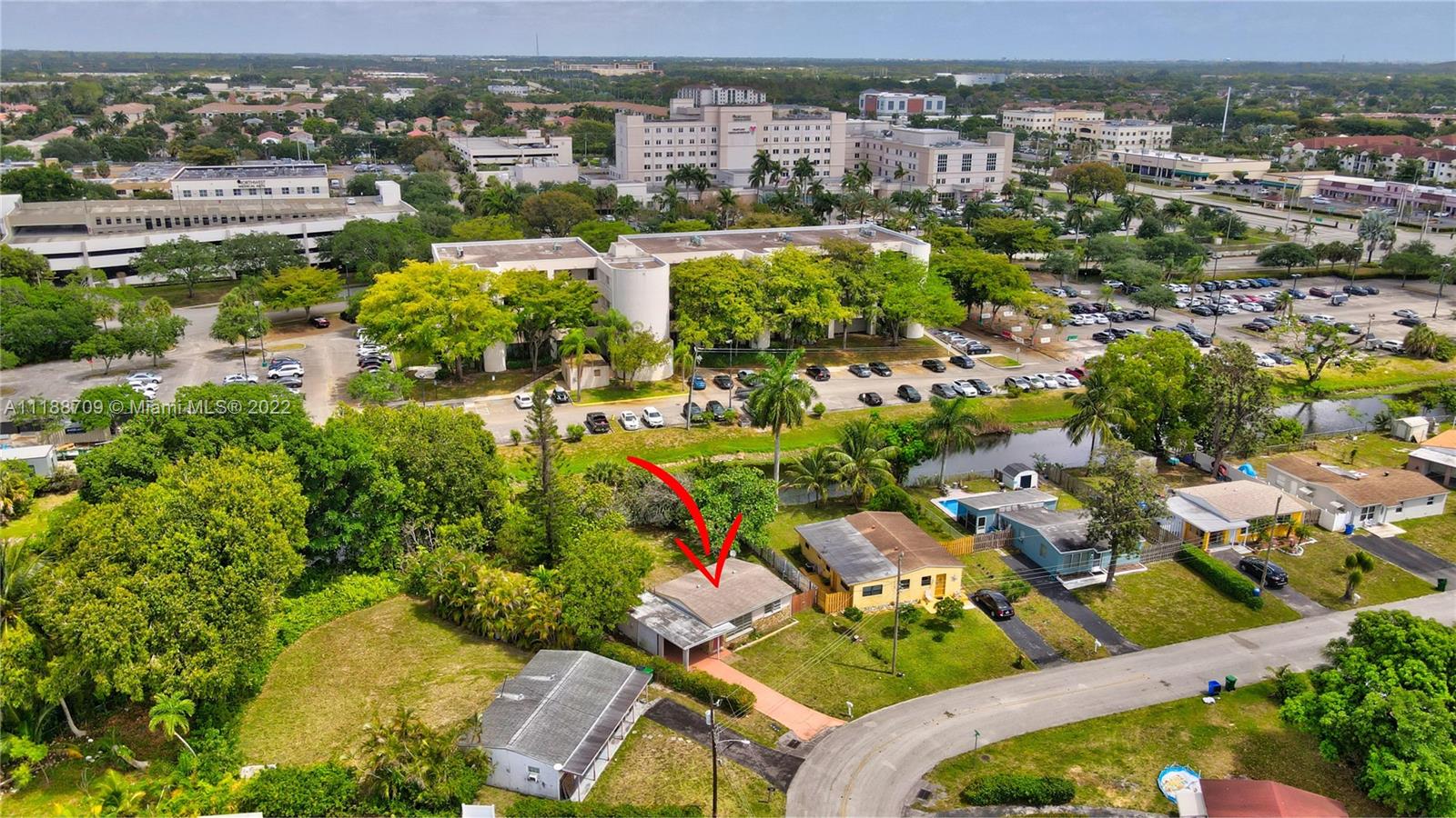 5797 NW 27th St