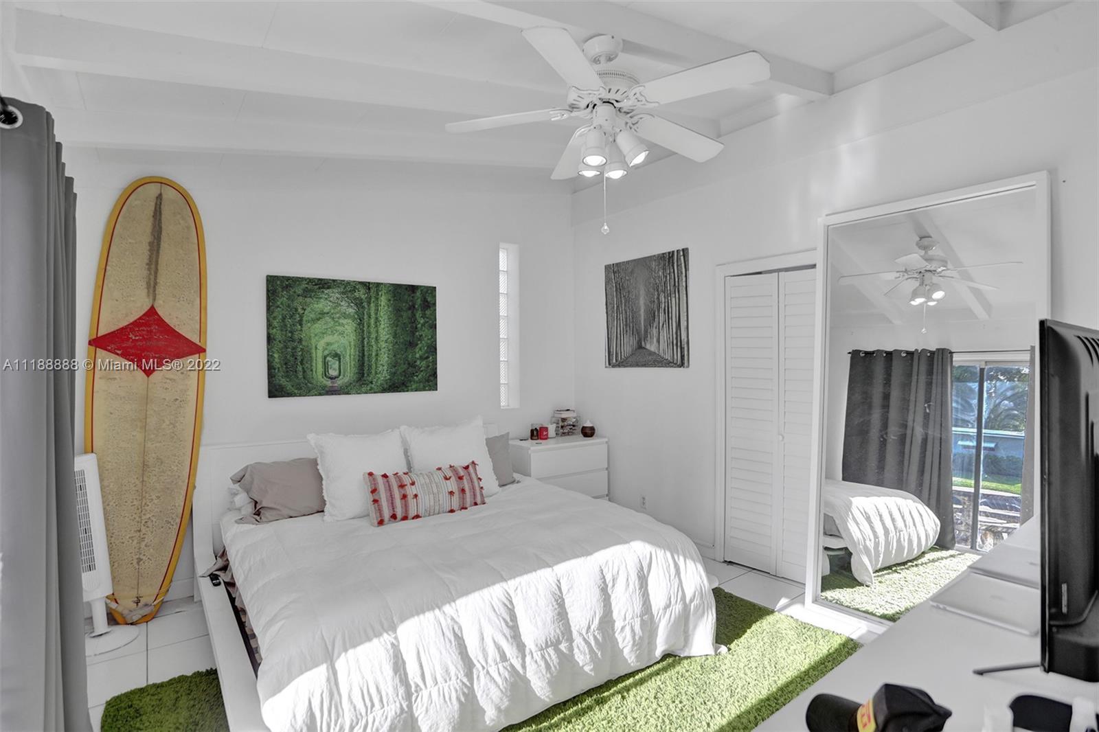 2465 Bimini Ln