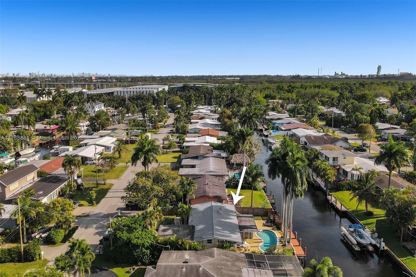 2465 Bimini Ln