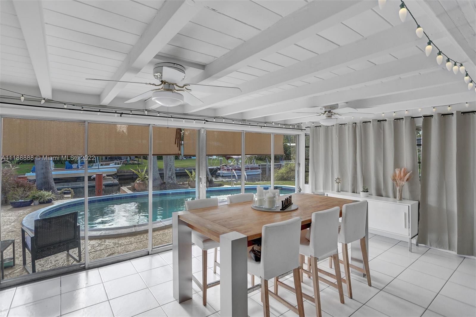 2465 Bimini Ln