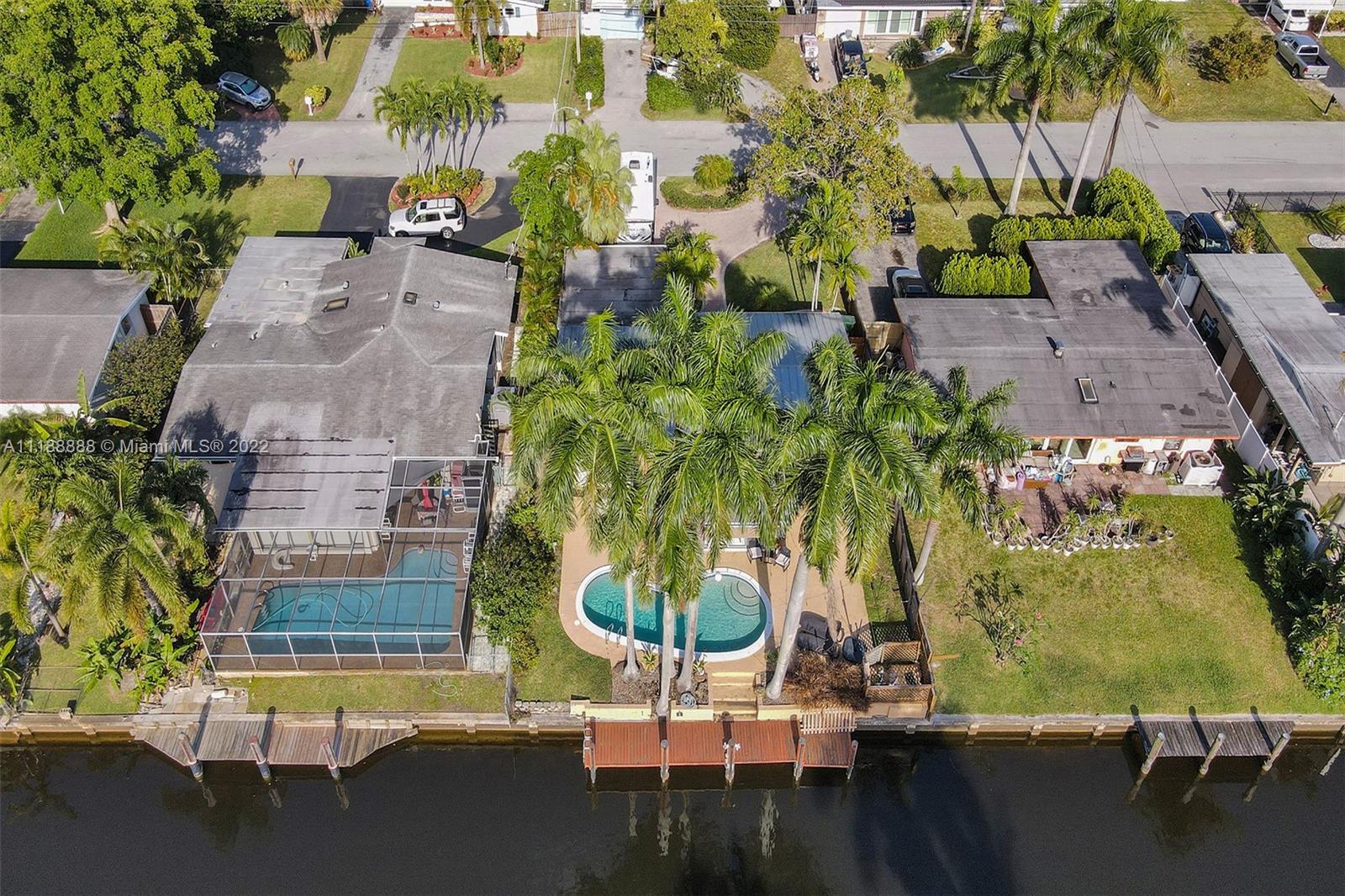 2465 Bimini Ln