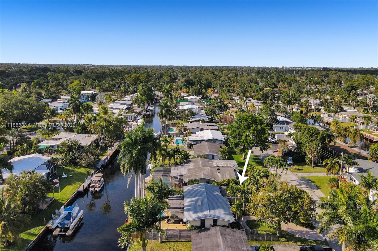 2465 Bimini Ln