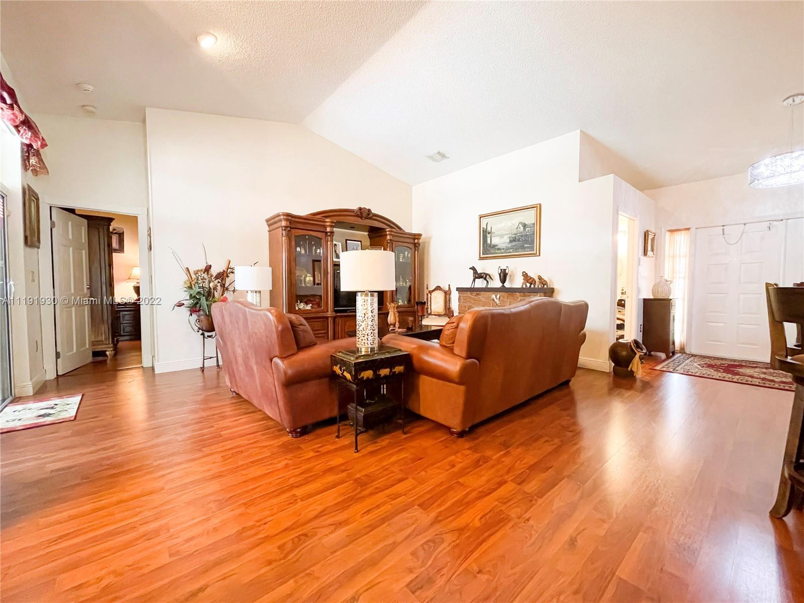 14861 SW 44th Ct