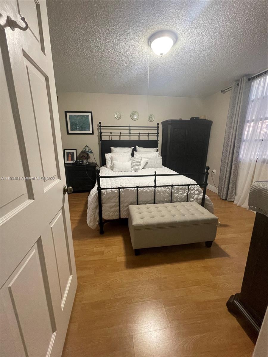 1711 Whitehall Dr Unit: 203