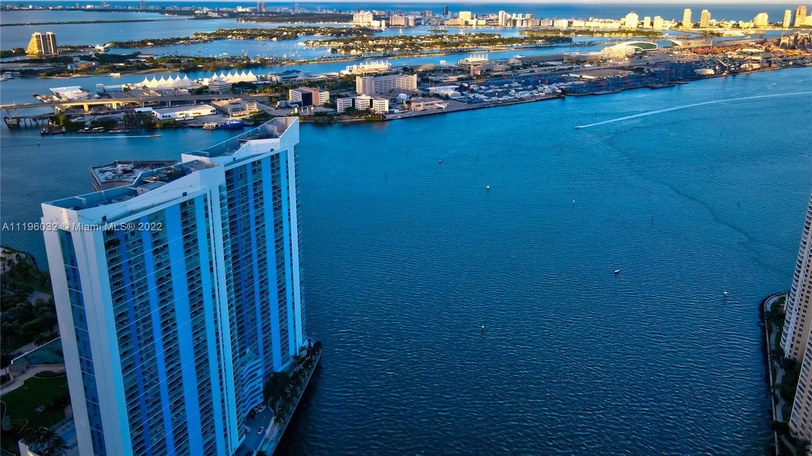 335 S Biscayne Blvd Unit: 2004