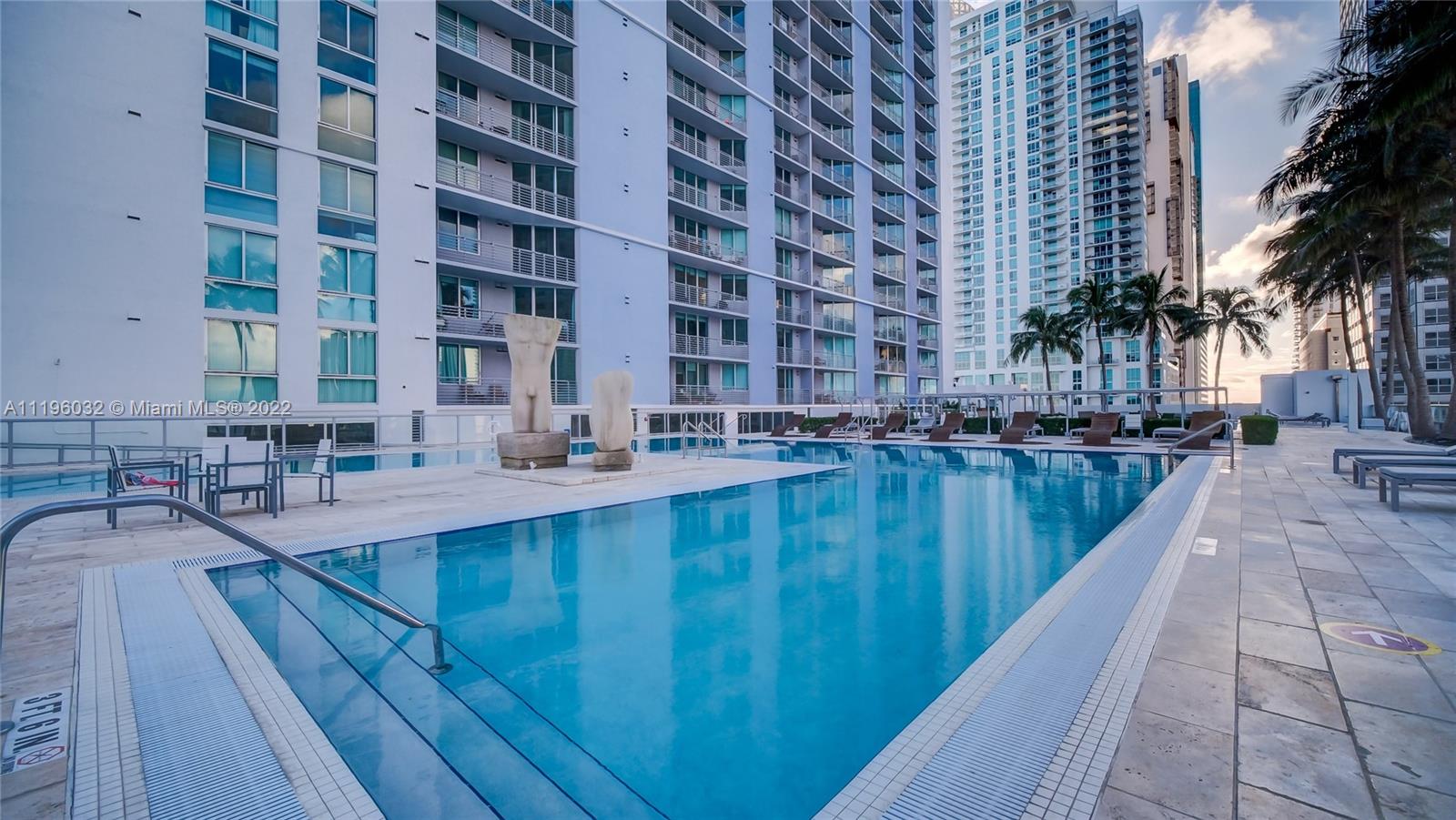 335 S Biscayne Blvd Unit: 2004