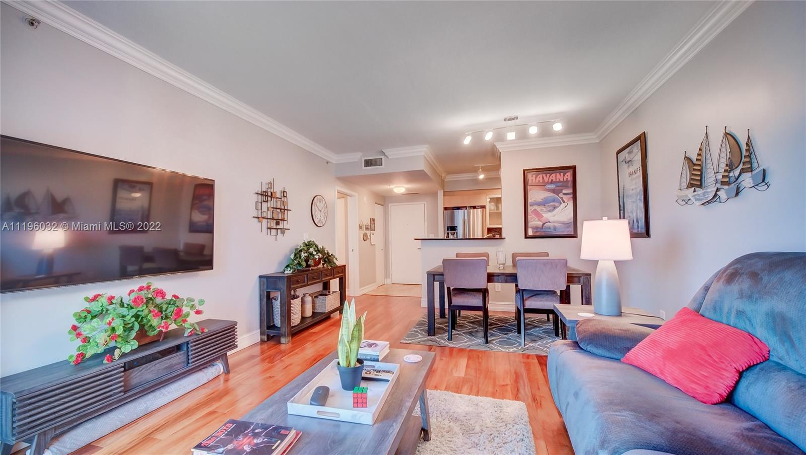 335 S Biscayne Blvd Unit: 2004