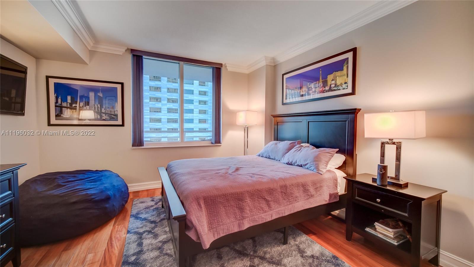 335 S Biscayne Blvd Unit: 2004