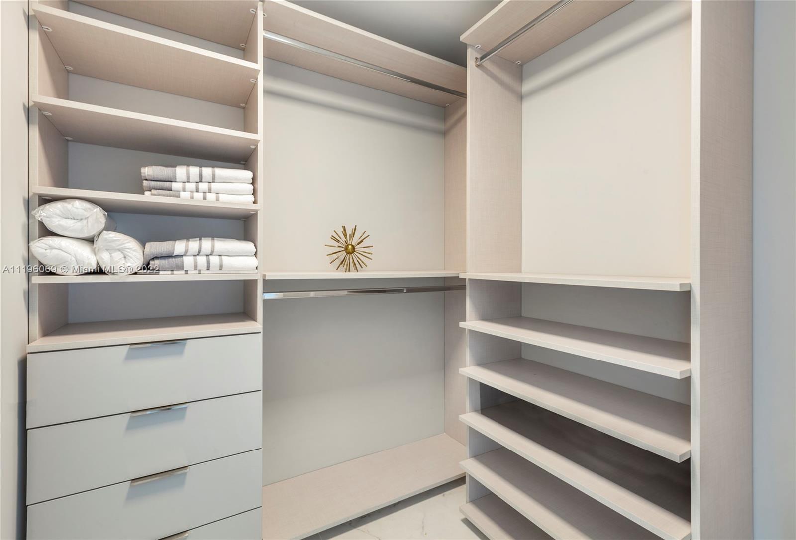 300 Sunny Isles Blvd Unit: 4-806