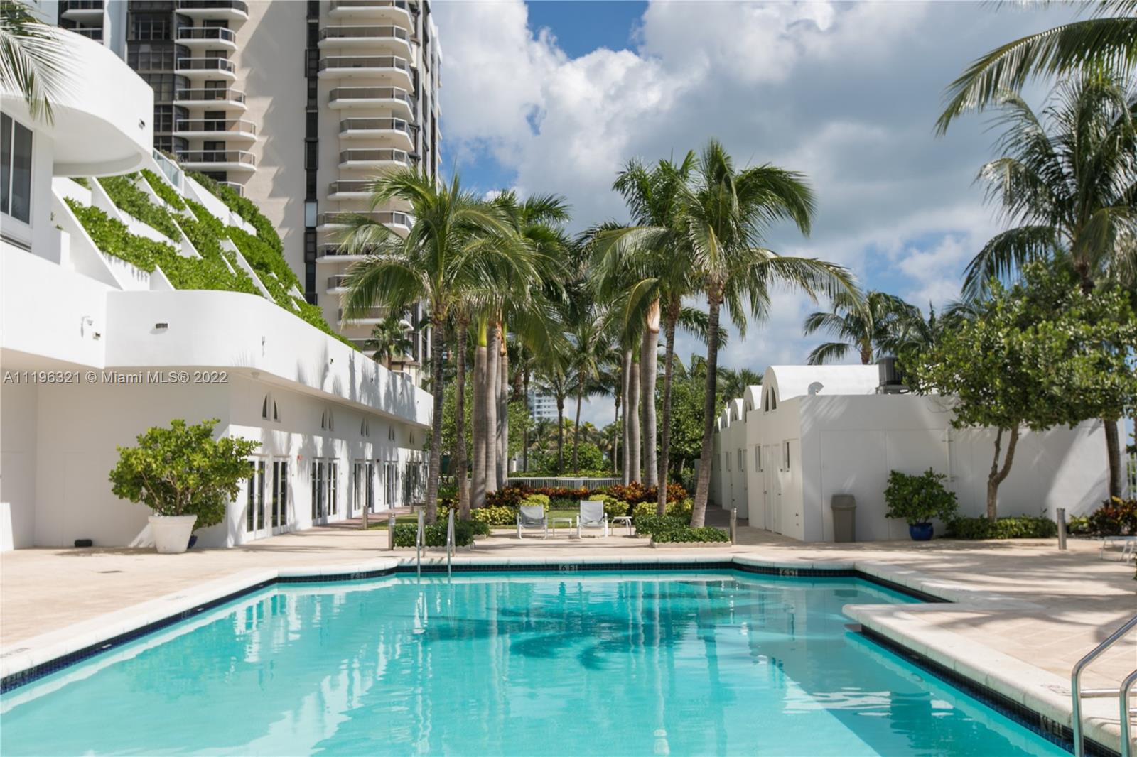 6365 Collins Ave Unit: 4102