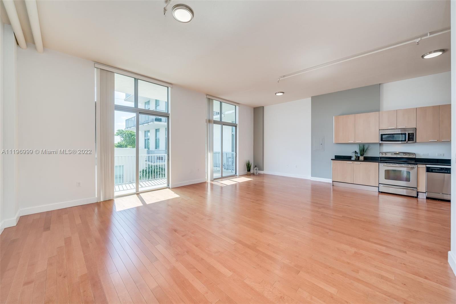 2100 Van Buren St Unit: 309