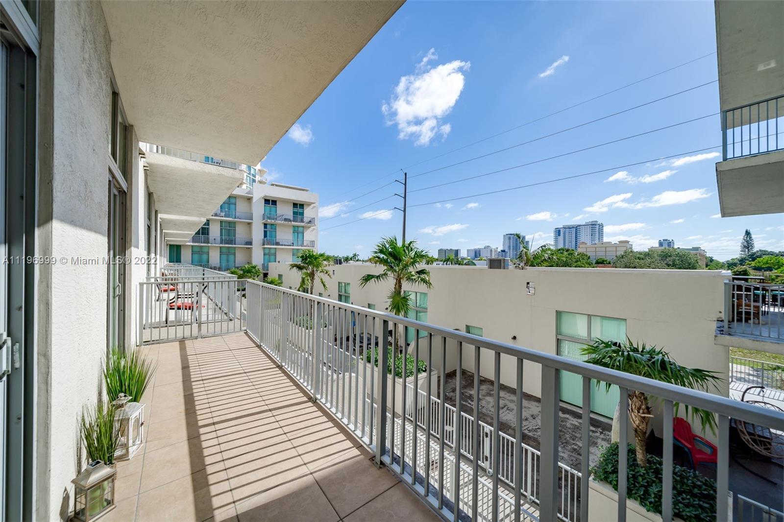 2100 Van Buren St Unit: 309