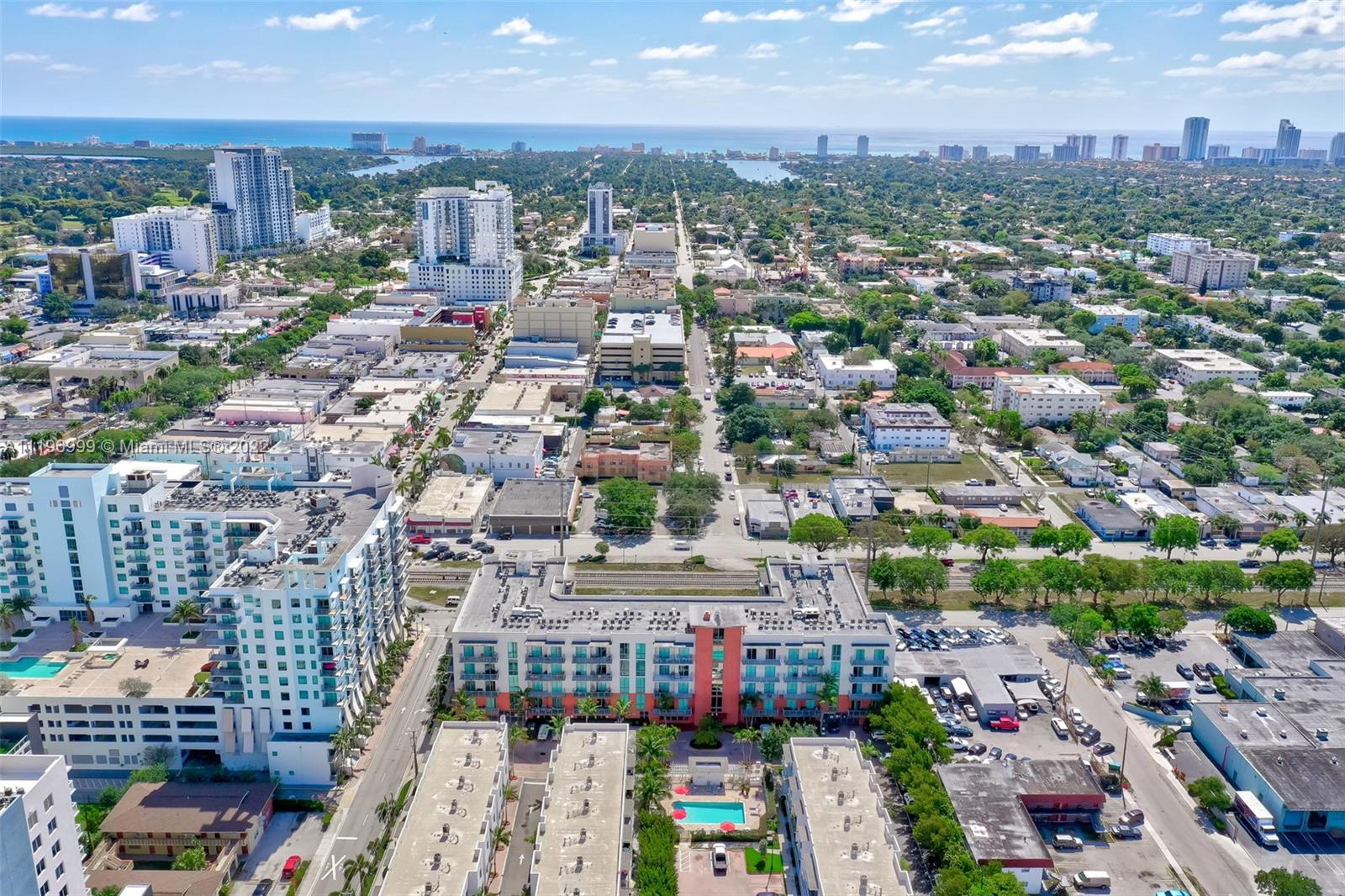 2100 Van Buren St Unit: 309