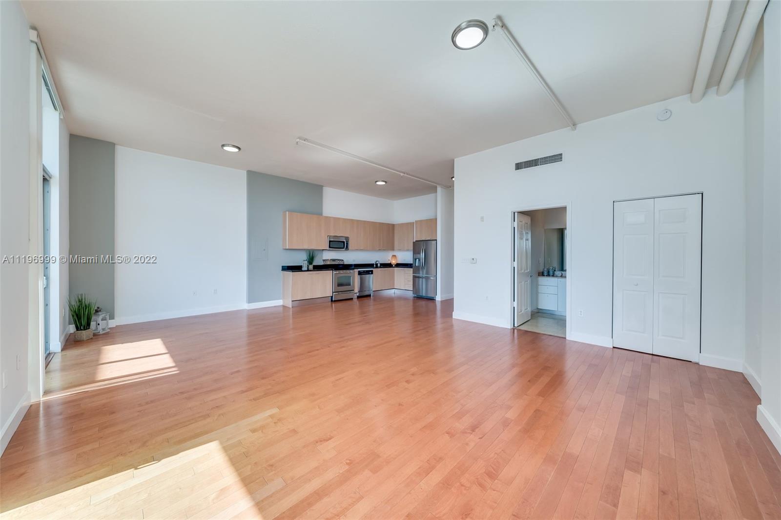2100 Van Buren St Unit: 309