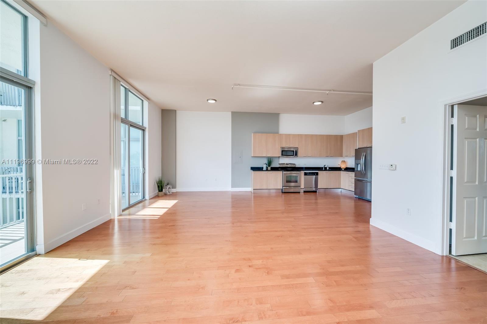 2100 Van Buren St Unit: 309